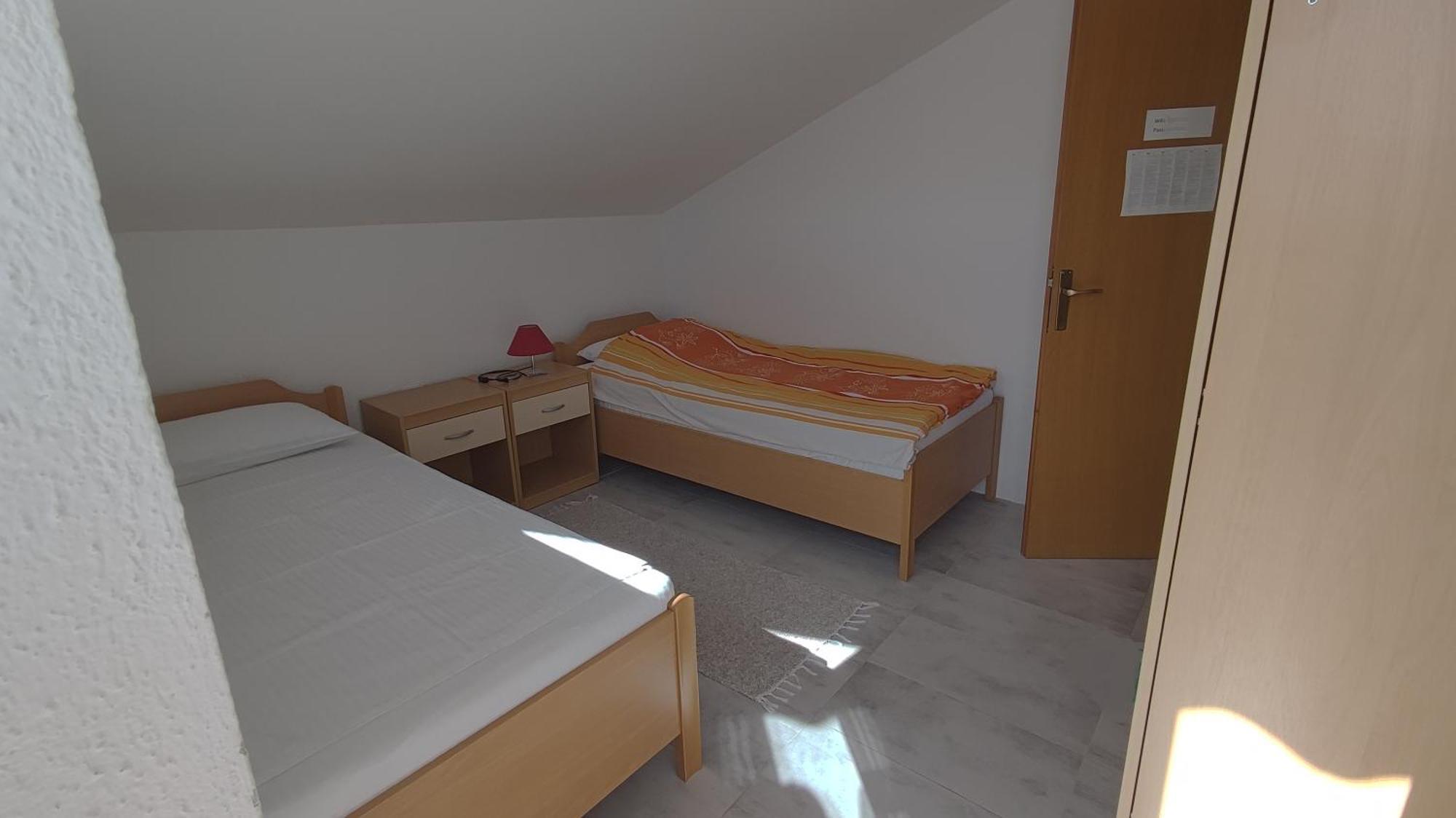 Apartman Tea Карлобаг Екстериор снимка