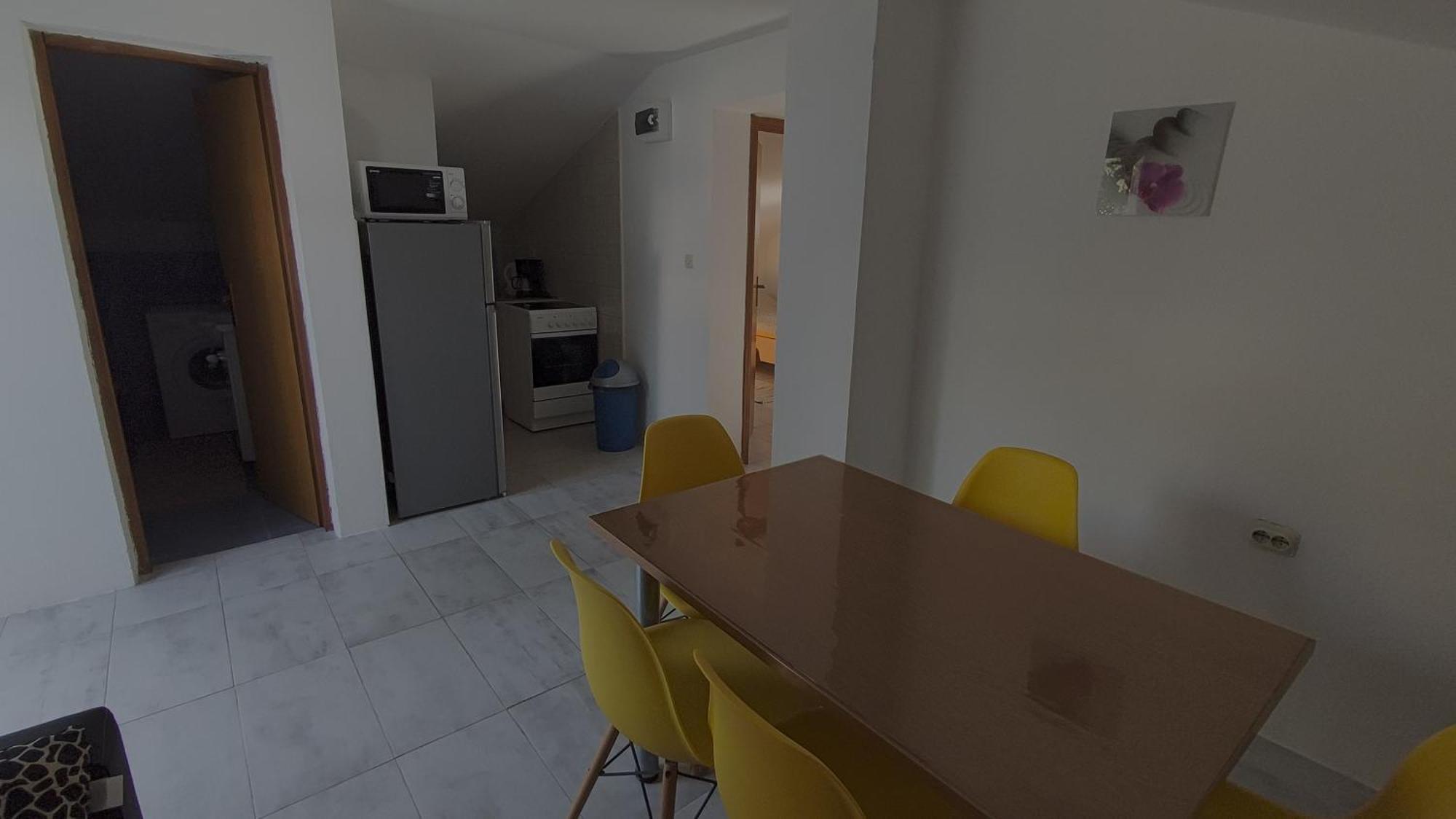 Apartman Tea Карлобаг Екстериор снимка