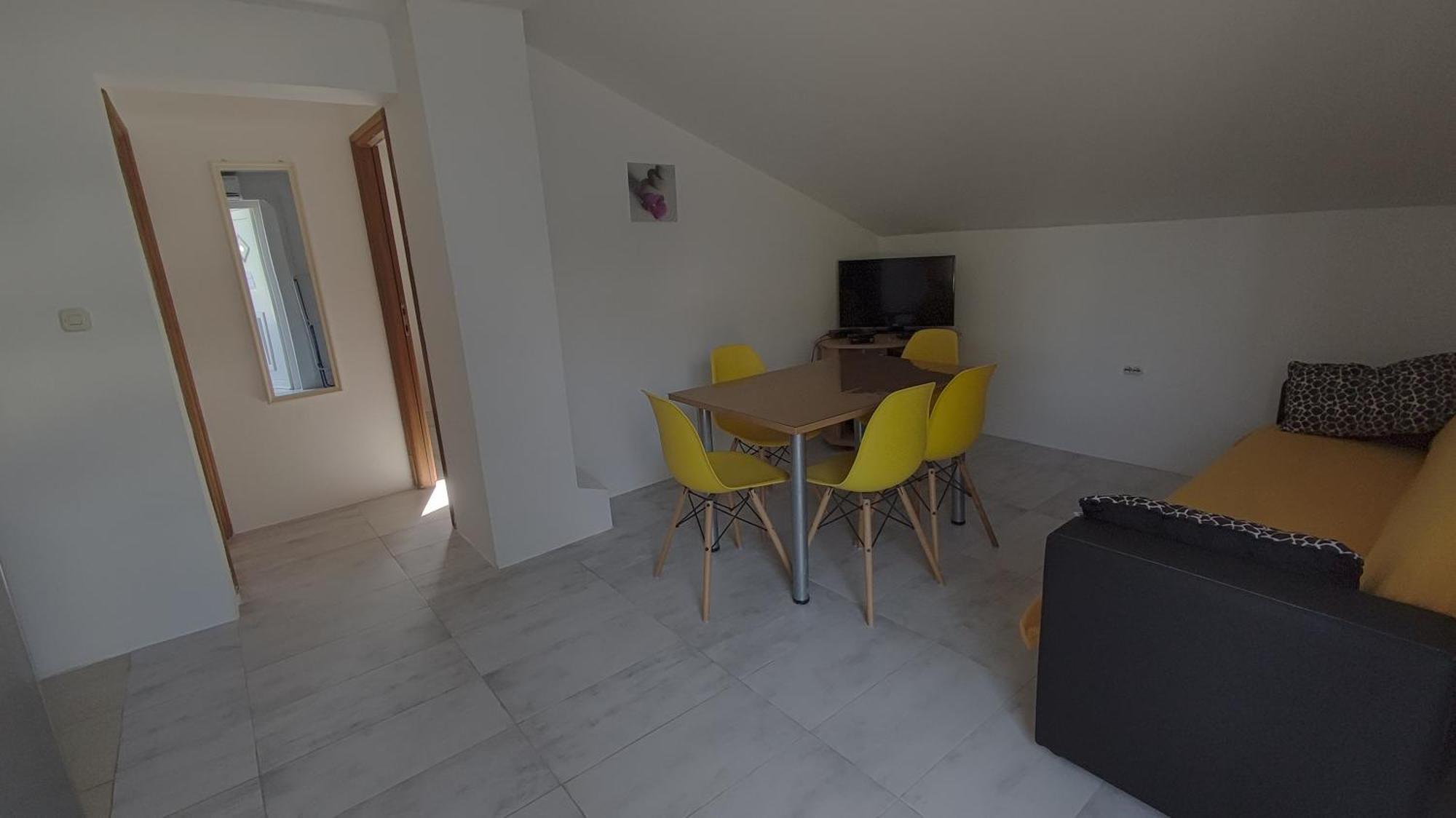 Apartman Tea Карлобаг Екстериор снимка